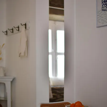 Athena's Archontiko Master Floor Ándros