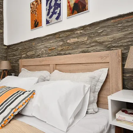 Apartman Athena's Archontiko Master Floor Ándros