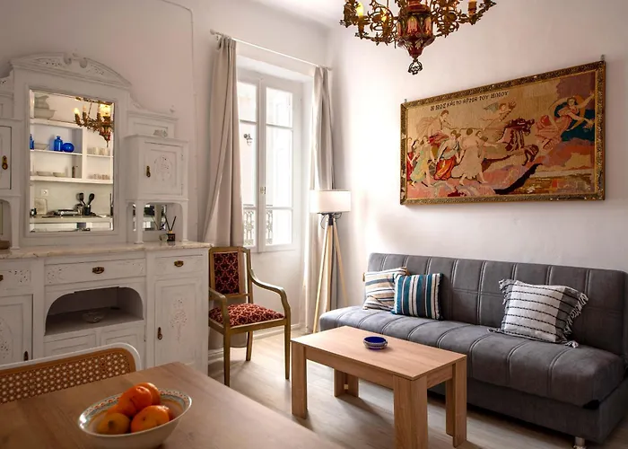 Apartamento Athena's Archontiko Master Floor Ándros